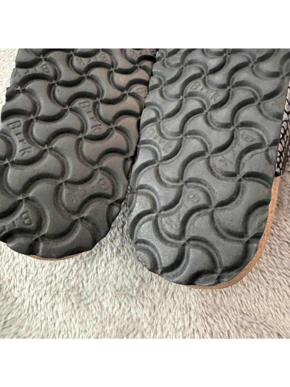 Birkenstock Sydney Vegan Sandals Shoes Womens 38 US 7 Shiny Snake Print - Picture 6 of 7